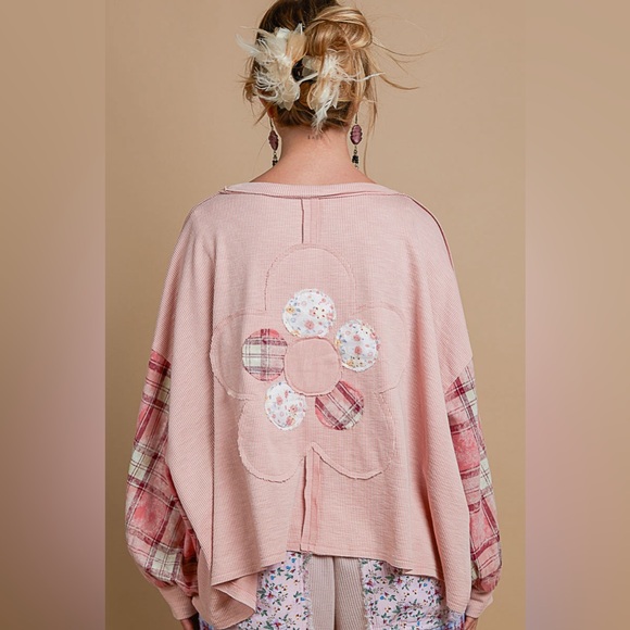 788. POL LAST 1!Applique Top Pink Plaid Floral Flower Patch Applique Long Sleeve - Picture 3 of 4